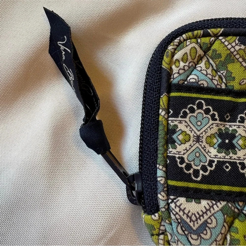 Vera Bradley Women's Quilted Wallet - Green and Black - Picture 3 of 7